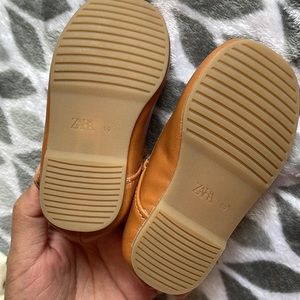 Zara NWOT toddler shoes